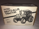 1/16th Ertl 1998 Deutz-Allis 9150 Tractor Special Edition