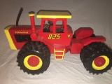 1/16th Scale Models Versatile 825 4WD Tractor