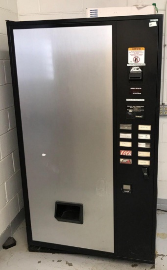 Large vending machine