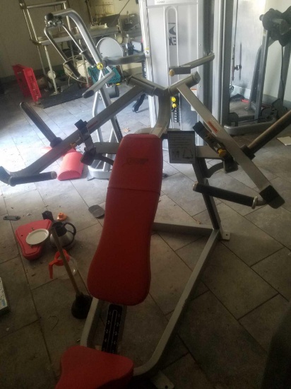 Cybex converging plate loaded incline press