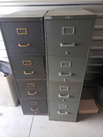 (2) 4 drawer File Caninets
