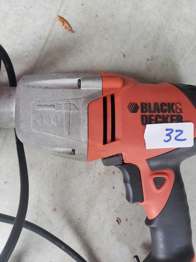 Image of Black & Decker DR601 hammer drill on Walmart website