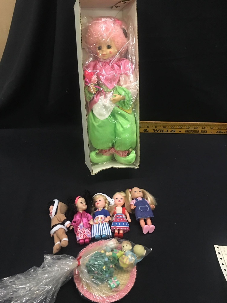 calendar clown dolls