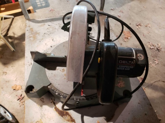 Delta Compound Mitter Saw 8 1/4"