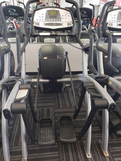 CYBEX Arctrainer Eliptical Machine