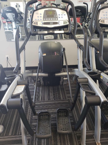 CYBEX Arctrainer Eliptical Machine