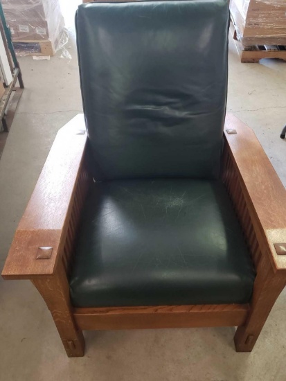Stickley Leather green cushioned chair