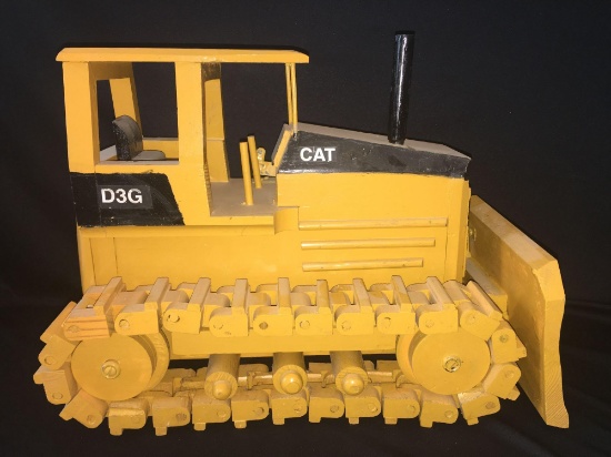 Approx 1/16th Handmade Large Scale Cat D3G Bull Dozer