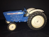 1/12th Ertl Ford 4000 Tractor Original Condition