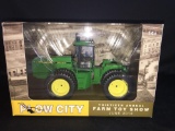 1/32nd Ertl John Deere 8760 Tractor Plow City Farm Toy Show 2010 NIB
