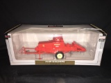 1/16th SpecCast Allis-Chalmers 443 Baker with Chute Highly Detailed Classic Series Hard to Find!