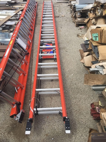 Werner 40? Fiberglass Extension Ladder Brand New!
