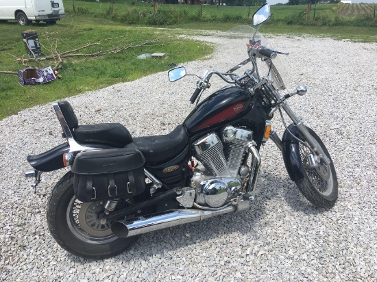 1995 Suzuki Intruder 1400 Motorcycle