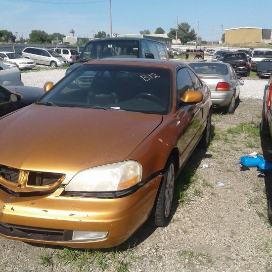 B12 2001 Acura CP 19UYA42691A006577 Orange Illegal Park