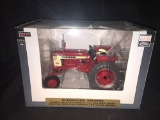 1/16th SpecCast Farmall 504 Gas WF With Fenders and Weights Tractor Highly Detailed NIB