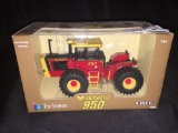 1/32nd Ertl Versatile 950 Tractor Toy Farmer NIB