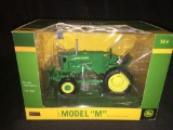 1/16th SpecCast John Deere M Tractor with Blade Highly Detailed NIB