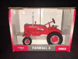 1/16th Ertl Farmall A Tractor NIB