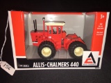 1/32nd Ertl Allis Chalmers 440 Tractor NIB