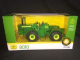 1/32 Ertl John Deere 8010 Tractor 2018 National Farm Toy Museum NIB