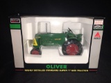 1/16th SpecCast Oliver Standard 77 Gas Tractor Highly Detailed Classic Series NIB