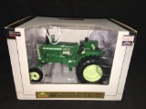 1/16th SpecCast Oliver 1650 Diesel Tractor with Radio 2018 Summer Farm Toy Show NIB