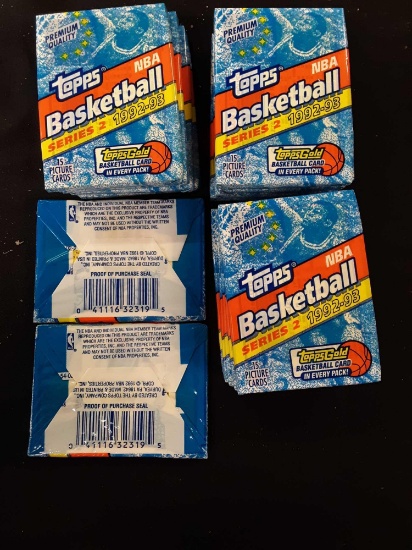 17 packs of Premium quality Topps NBA basketball series 2 1992-93 picture cards