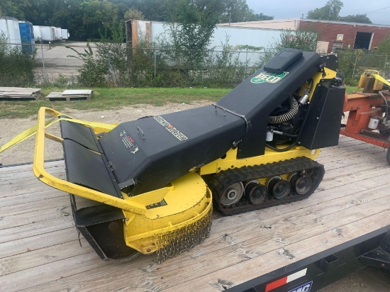 2005 PECO Brush Blazer 42? Deck track unit. Only 75hrs