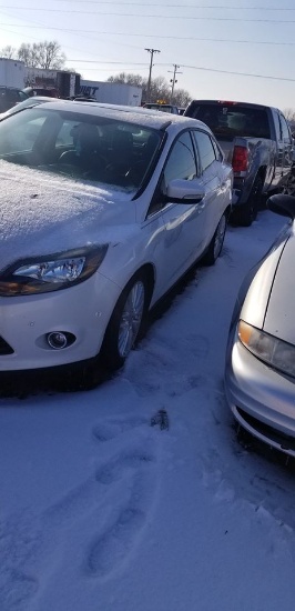 D75 2013 Ford Focus 1FADP3J23DL113238 Illegal Park