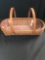 Medium gathering oval basket with protector