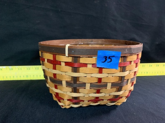 Signature plaid 8 inch round basket