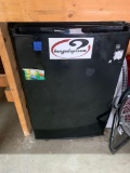 GE mini refrigerator needs a little cleaning but working nice