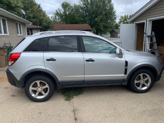 2012 Chevy Captiva with 56279 miles good tires no rust.