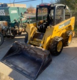 2006 John Deere 317 skid loader 4625 hours quick tach bucket and Hydraulic hook ups T00317A129894