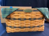 95 Traditions Collection family basket