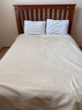 Queen Bed Complete