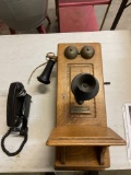 Chicago Telephone Supply company wooden wall phone great condition
