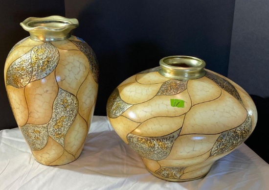 Two Matching A. Kalifona Vases 2 x $