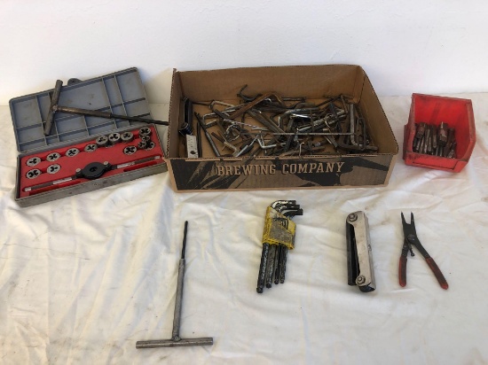 Allen wrenches, tap and die set plus