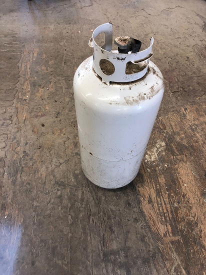 Full propane tank