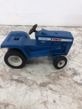 FORD 2x-145 blue tractor, ERTL International red tractor