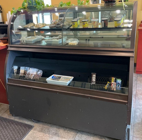 Display case with cold (Compressor needs work- not operating)