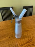 Whip creamer