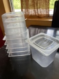 2.5 quart food storage containers with lids (6 total)