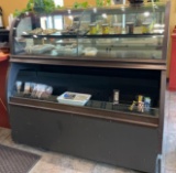 Display case with cold (Compressor needs work- not operating)