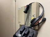 3M intercom system with 2 headsets, charging station and three batteries
