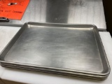1/2 sheet bake pans (4)