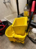 Mop bucket