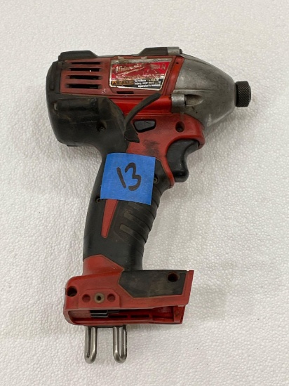 Milwaukee impact cordless driver working