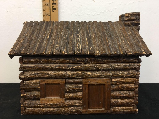 Vintage log cabin ornament or jewelry box 7?x6?x5?